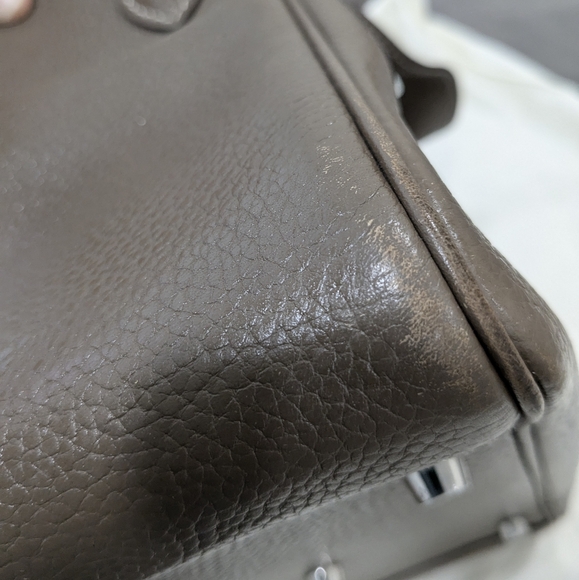 Elegant Brown Satchel Bag - Picture 4 of 16